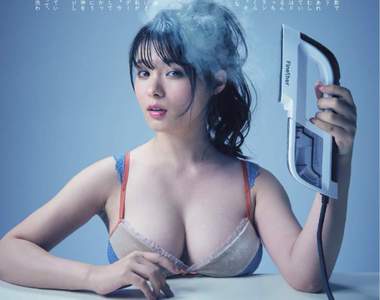 家電美女《星名美津紀》妳做家事的樣子讓我看到身體熱起來惹(゚¬゚)