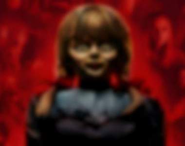 《安娜貝爾回家囉》電影散場後發現隔壁坐死人 這次真的回家了...