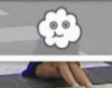 《天氣預報放送事故》大馬路M字開腳露內褲 變態暴露狂意外行徑全都錄……