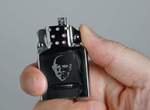 喀~喀~帥一下《打火機風行動電源》每個大叔的心中都有一個Zippo 喀~喀~帥一下《打火機風行動電源》每個大叔的心中都有一個Zippo