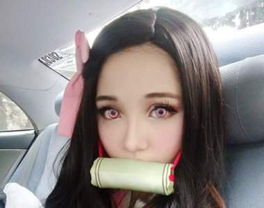 鬼滅之刃cos《禰豆子》哥哥我覺得開車比窩在木箱裡舒服耶❤