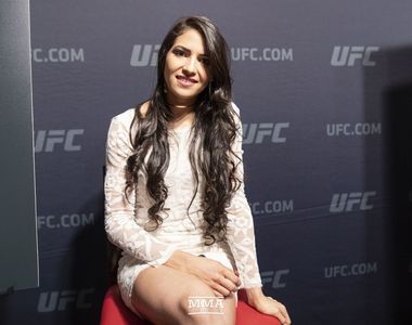 有眼不識泰山《搶劫搶到格鬥女將》當場被打趴還有圖為證