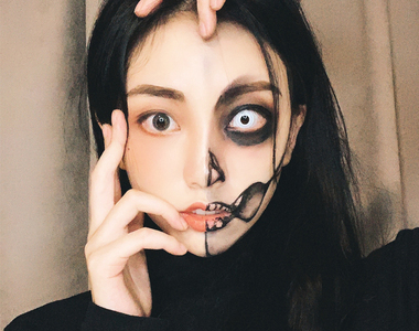 《飛天小敏警》陰森風格怪怪美少女