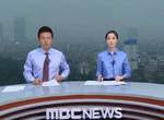 這就是專業《偽攝影棚新聞報導》純天然背景無違和融入報導中w 這就是專業《偽攝影棚新聞報導》純天然背景無違和融入報導中w