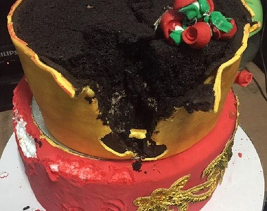 婚禮上發現《蛋糕是寶麗龍做的》新娘當場放聲大哭...