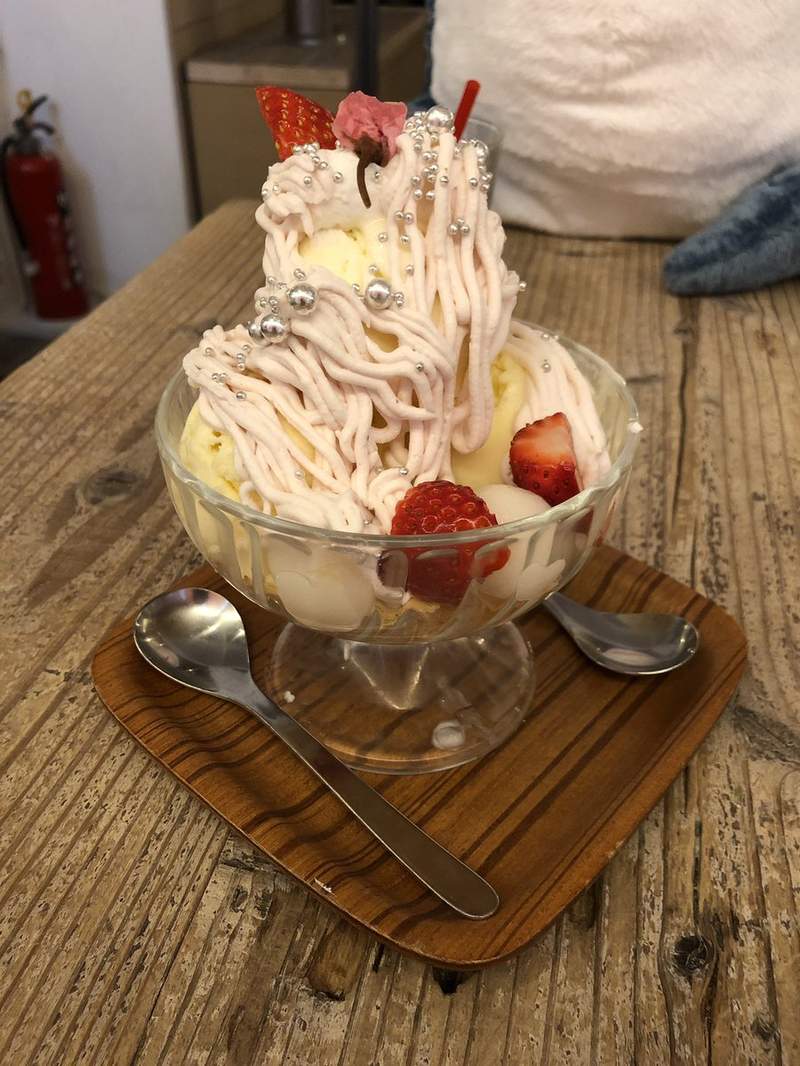 爆红的《IKEA鲨鱼抱枕》店员也给了鲨鱼一杯水www - 图片5 爆红的《IKEA鲨鱼抱枕》店员也给了鲨鱼一杯水www
