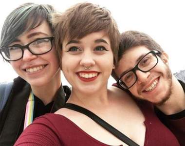 結局超展開《新娘在婚禮上親伴娘》從此開始美好的三人行生活♥