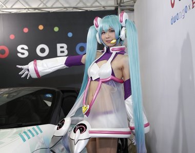 【有片】TAS2019攝影會高清美照《えなこ》Cosplay重現矢吹健太朗繪製的初音形象圖