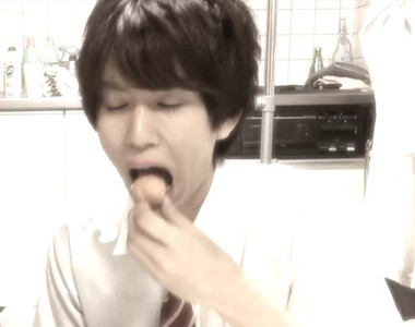 《整人騙吃妮維雅霜》官方笑不出來勸告別亂玩 誤吃趕緊喝牛奶看醫生……