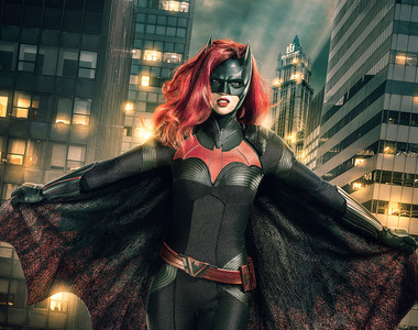 CW台《蝙蝠女俠》預告登場 紅髮性感英雄加入影集英雄聯盟