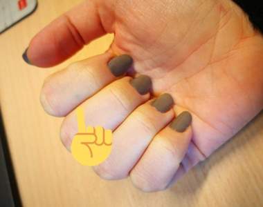 《筆芯插進手裡》上網問問有沒有類似的人結果釣出一堆網友XD