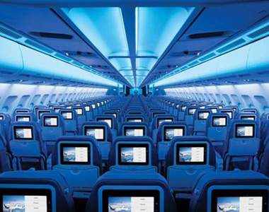 驚人《飛機上有隱藏攝影機》？雖然航空公司已出面回應卻還是讓乘客不安...