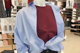 大隱隱於市《UNIQLO裡的COSPLAY》你看得出這是在Cos誰嗎? 大隱隱於市《UNIQLO裡的COSPLAY》你看得出這是在Cos誰嗎?