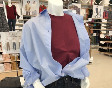 大隱隱於市《UNIQLO裡的COSPLAY》你看得出這是在Cos誰嗎？