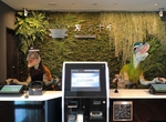 太笨狂出包《日本豪斯登堡機器人飯店》故障率高還越幫越忙,老闆怒解雇半數機器人員工… 太笨狂出包《日本豪斯登堡機器人飯店》故障率高還越幫越忙,老闆怒解雇半數機器人員工…