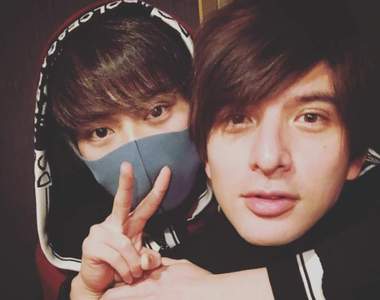 腐注意《城田優＆新田真劍佑》一個背後抱讓男人們的多角關係更複雜化❤