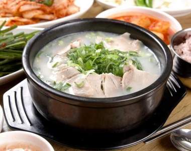 《一碗熱湯的愛情故事》初次見面男友就用一碗熱湯擄獲她的心　why？