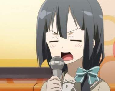 《一個人唱歌遇過最大的包廂》會不會其實都有坐人只是我們看不到...(欸)