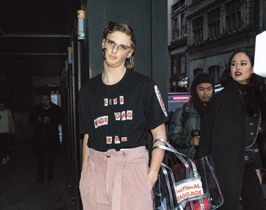 《Youtuber想惡搞時尚週》不小心就真的創造出時尚ICON了......