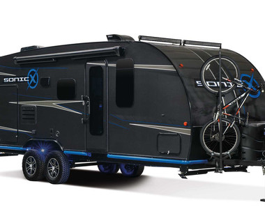 不怕沒電缺水 《KZ RV》發表全球第一款自續式綠能露營車