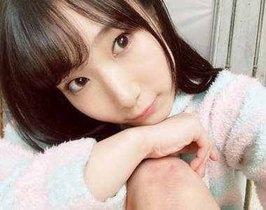 AV超神尻《神木まほろ》20歲經驗人數只有一人外加什麼都不知道的她來惹