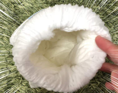 天才《尿布嘔吐袋》紙尿褲的超強吸收力讓嘔吐物的處理更乾淨方便