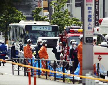 【有片】日本川崎市《登戶通魔事件》無差別殺人致成年人&小學生2死16傷,嫌犯已自刎身亡
