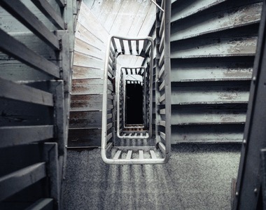 那些《人生未解之謎》房間裡通往異世界的裂縫到底在哪裡？