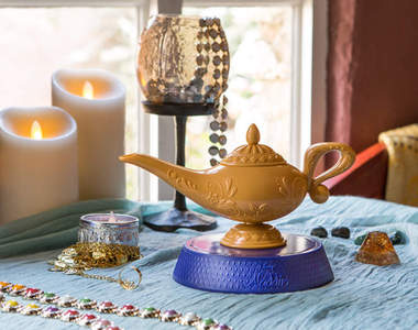 擦一擦神燈精靈跑出來《迪士尼阿拉丁一番賞》奇怪怎麼沒有威爾史密斯呢XD