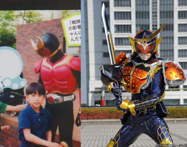 《兒時夢想成真的奇蹟》小時候崇拜假面騎士的男孩，多年後真的當上了假面騎士...