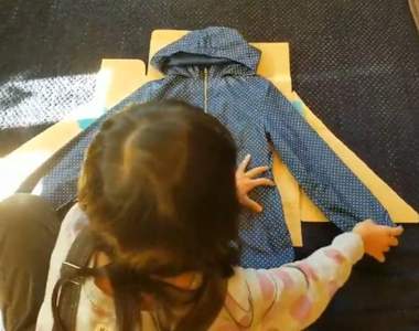 小學生自製《紙箱折衣板》Amazon紙箱改造出超便利的折衣神器