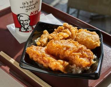 肯德基夢幻菜單《肯德基丼》全日本只有7間分店販賣的超級限定商品...