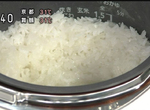 《NHK放送事故》烹飪節目忘記放食材 一鍋白飯讓攝影棚笑翻了…… 《NHK放送事故》烹飪節目忘記放食材 一鍋白飯讓攝影棚笑翻了……