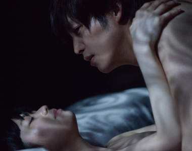 日本女生票選《最想跟他上床的男星》那個...冠軍也該換人了吧ww