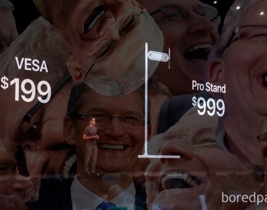 《網友對蘋果新產品反應》螢幕跟支架分開賣　果然不同凡想