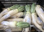 可愛出貨去《表情大根》原本可能廢棄的奇形蔬菜用創意來拯救 可愛出貨去《表情大根》原本可能廢棄的奇形蔬菜用創意來拯救