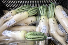 可愛出貨去《表情大根》原本可能廢棄的奇形蔬菜用創意來拯救 可愛出貨去《表情大根》原本可能廢棄的奇形蔬菜用創意來拯救