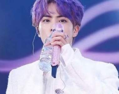 《演唱會上拿到明星丟的寶特瓶》粉絲用這種方式珍藏讓眾人大讚hen可以