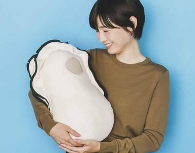 理解不能《牡蠣抱枕》一股來自時尚界的牡蠣流行正開始入侵人類生活...