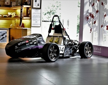 造車實力再進化 《清大賽車工廠》2019方程式賽車登場
