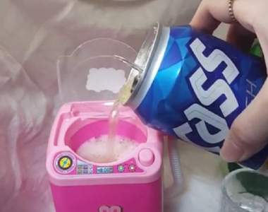 人氣玩具大創《化妝刷洗衣機》新用途登場 拿來調酒也不錯唷~