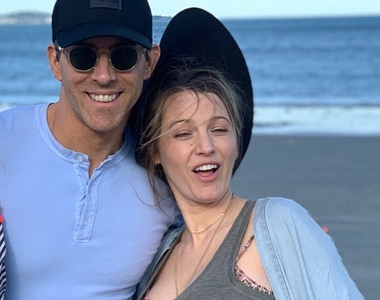 來互相傷害啊《布蕾克萊芙莉生日》萊恩雷諾斯在IG上老婆醜照大放送....