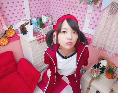 《AV女優安部未華子》胸部被笑比男生還小 貧乳能夠引發話題超驕傲……