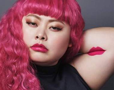 心動的親吻時刻《此時男生最想被女生摸的部位》東摸摸西摸摸就是沒有摸到那裡XD