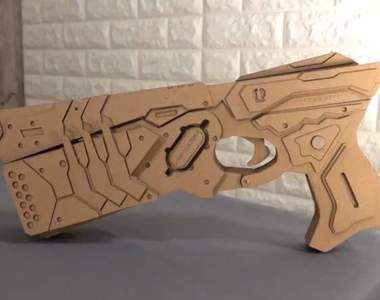 達人手做《心靈判官主宰者》紙版不輸金屬的細緻,甚至還加入了可變形系統~超強