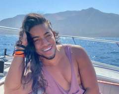 連男生都說好看的帥哥《jasondiaz》深邃的眼睛迷人的長髮，他是從童話故事裡走出來的嗎