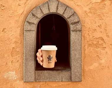 因防疫而再度重啟的《酒窗》以為廢棄的老骨董現在卻成了最安全的設計