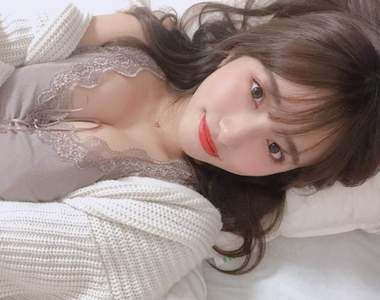 你沒看過的《寫真女星側拍場景》所以從頭到尾離妹子最近的就是攝影師嘛