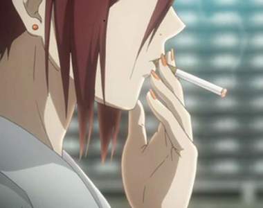 超傻眼《東京某吸菸區光景》高密度近距離的群聚抽菸景象，只有恐怖兩個字能形容...