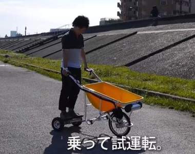 【有片】將手推車裝上引擎變成《獨輪機車》有了它你也能締造產業道路上的最速傳說